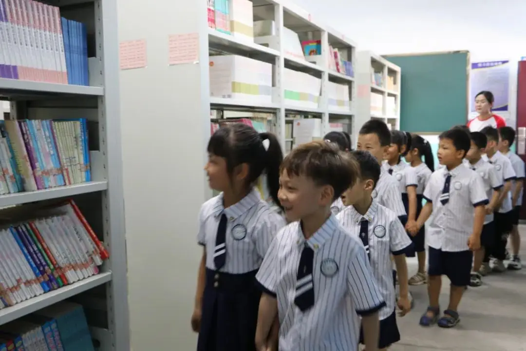 小学初体验、衔接零距离 | 后河镇中心小学邀请后河镇紫金幼儿园开展“幼升小”参观实践活动 第72张 小学初体验、衔接零距离 | 后河镇中心小学邀请后河镇紫金幼儿园开展“幼升小”参观实践活动 第72张