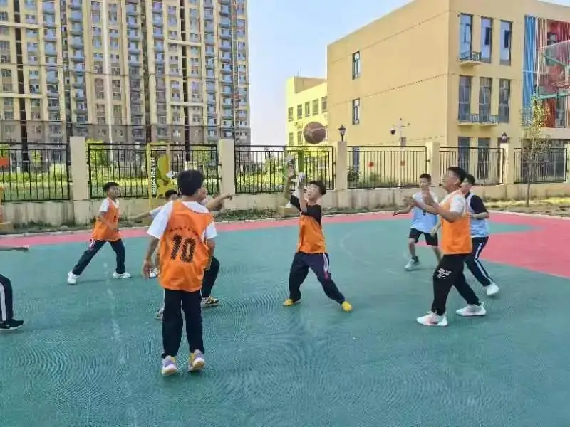 友谊赛,我们是认真的!丨爆台寺小学与实验小学、原曙光二小举行篮球校级友谊联赛 第6张 友谊赛,我们是认真的!丨爆台寺小学与实验小学、原曙光二小举行篮球校级友谊联赛 第6张