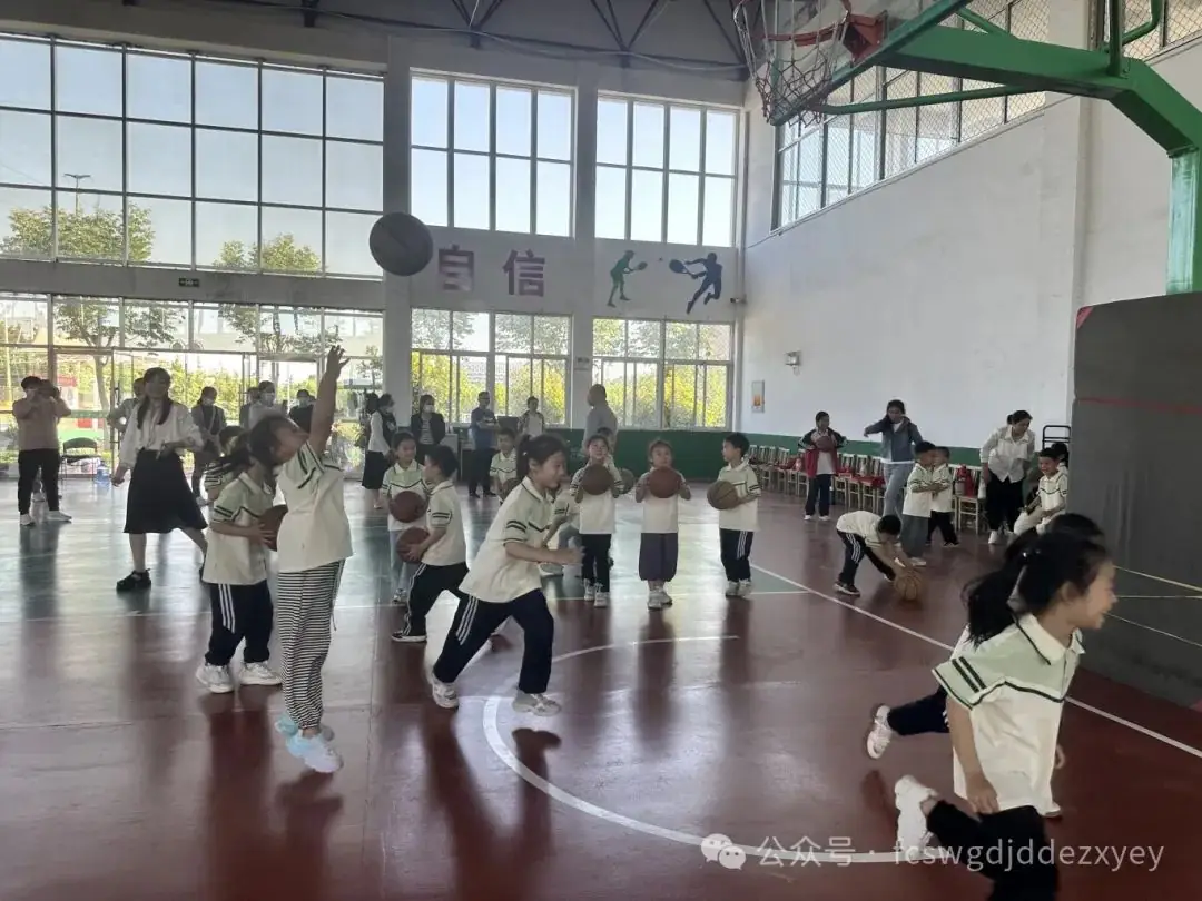 【小学初体验,衔接共成长】王瓜店街道第二中心幼儿园开展“守护育幼底线,成就美好童年”幼小衔接活动 第88张 【小学初体验,衔接共成长】王瓜店街道第二中心幼儿园开展“守护育幼底线,成就美好童年”幼小衔接活动 第88张