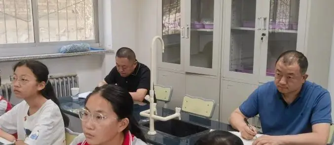 跨科融合 启迪未来——杨家峪联校伞儿树小学跨学科融合教研活动-第1张图片-四季读书网 跨科融合 启迪未来——杨家峪联校伞儿树小学跨学科融合教研活动-第1张图片-四季读书网