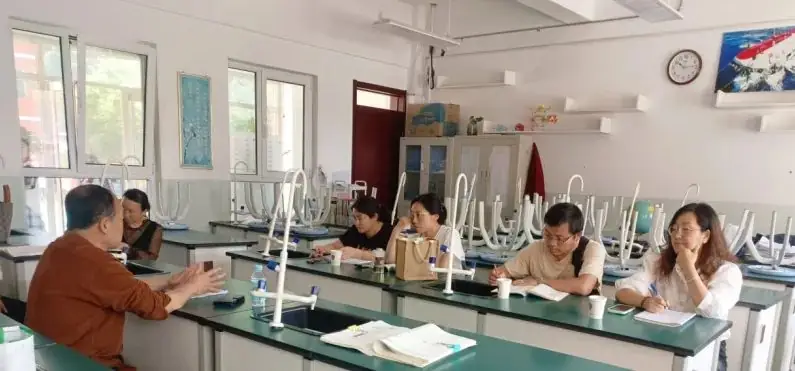 跨科融合 启迪未来——杨家峪联校伞儿树小学跨学科融合教研活动-第10张图片-四季读书网 跨科融合 启迪未来——杨家峪联校伞儿树小学跨学科融合教研活动-第10张图片-四季读书网