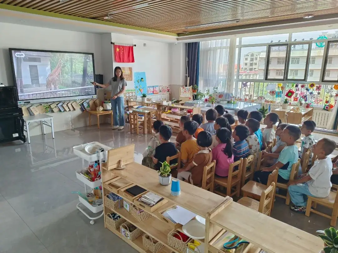 双向奔赴 共育'童'心——实验小学与第一幼儿园、民族幼儿园幼小衔接送课活动 第7张 双向奔赴 共育'童'心——实验小学与第一幼儿园、民族幼儿园幼小衔接送课活动 第7张