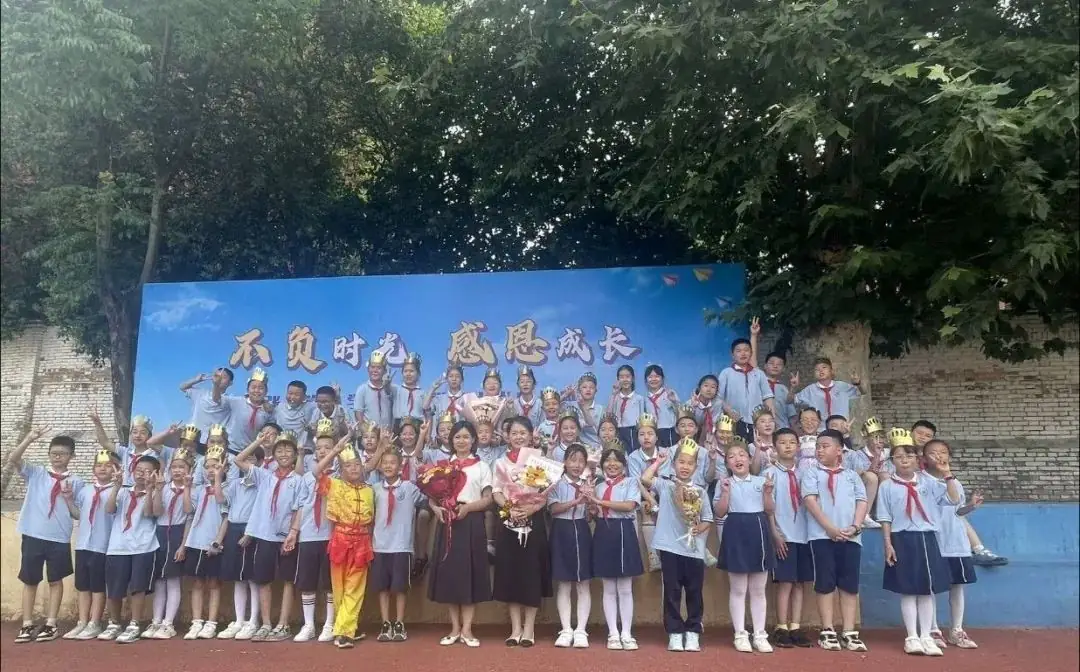 不负时光  感恩成长——杨陵区张家岗小学举行2020级学生“十岁成长礼”活动 第98张