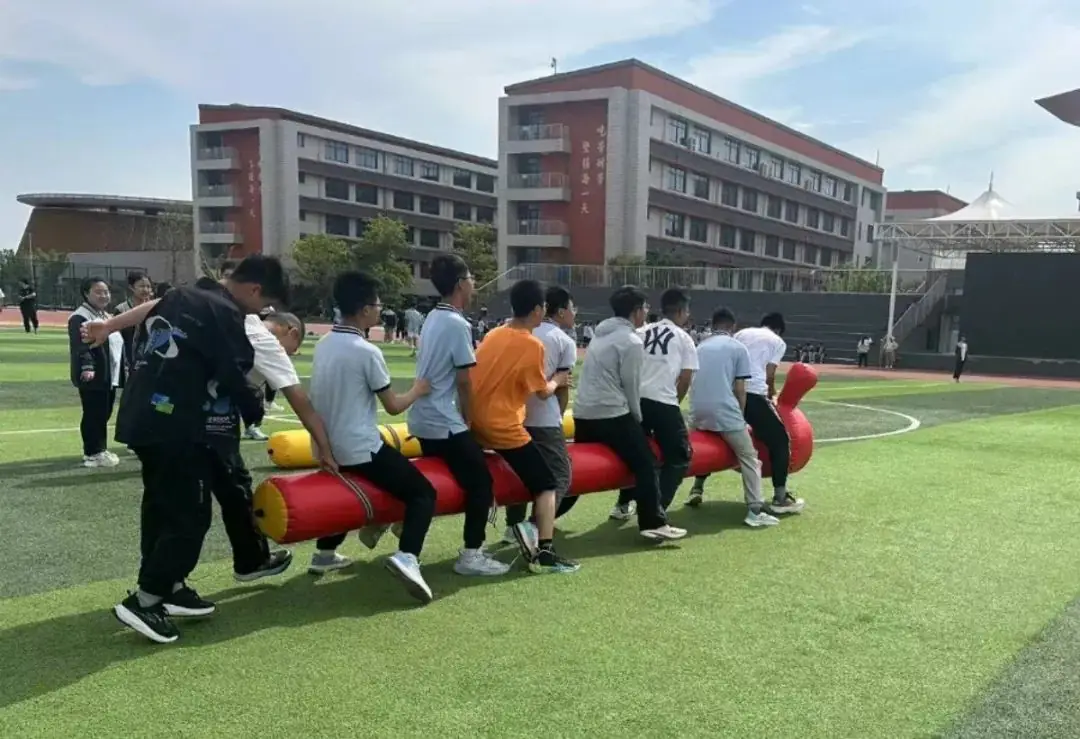 减压赋能,助力中考——新沂海门中学附属学校开展游戏化体育活动 第7张 减压赋能,助力中考——新沂海门中学附属学校开展游戏化体育活动 第7张