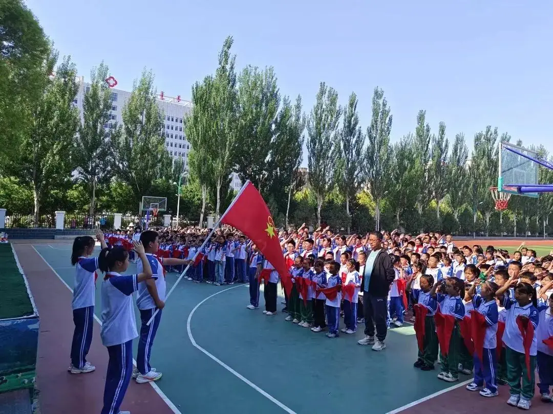 “红领巾爱祖国”新惠第六小学2023级新队员入队仪式 第13张 “红领巾爱祖国”新惠第六小学2023级新队员入队仪式 第13张