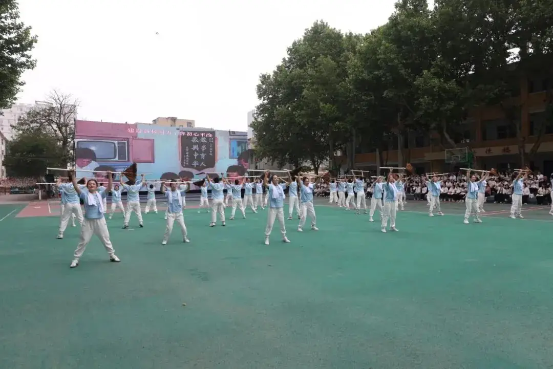 运城市庆祝“六一”国际儿童节暨小学教育教学改革人民路学校现场会召开 第9张 运城市庆祝“六一”国际儿童节暨小学教育教学改革人民路学校现场会召开 第9张