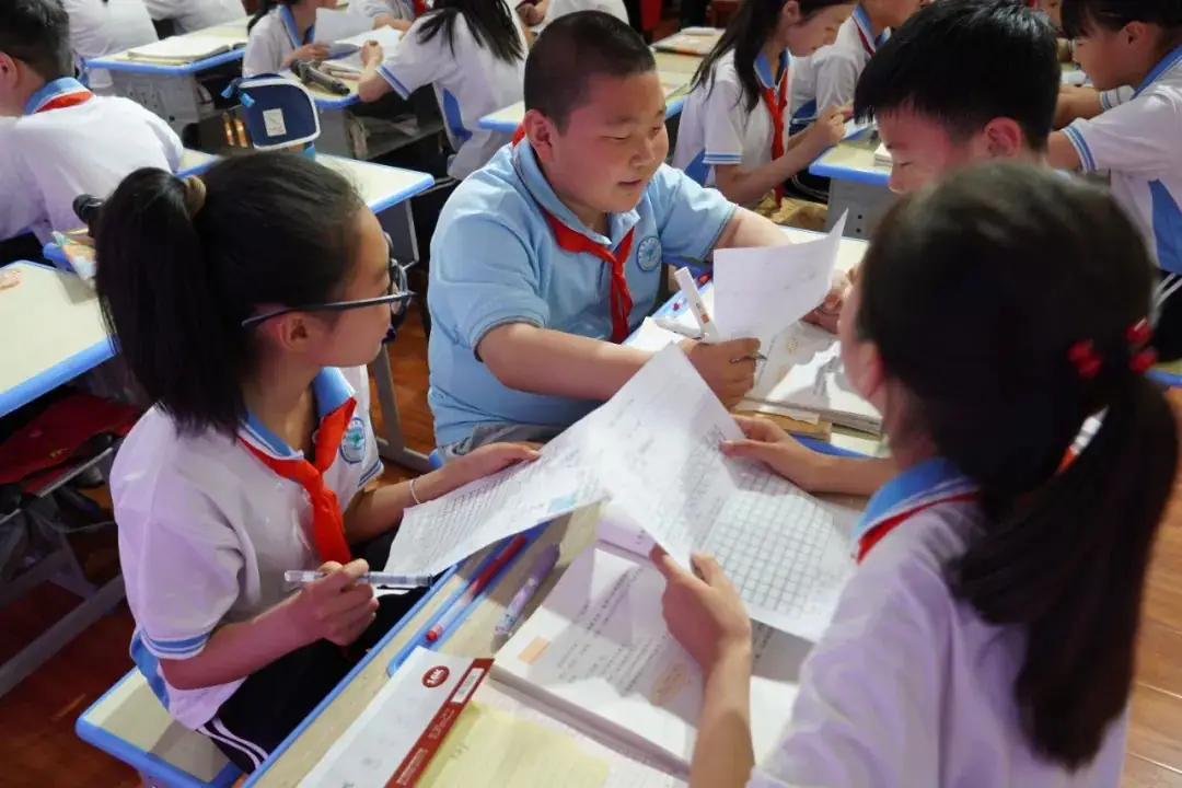 【大雁塔小学教育集团・送教篇】石华分校“名校+”共同体——洛南县第二小学送教送培交流活动 第11张 【大雁塔小学教育集团・送教篇】石华分校“名校+”共同体——洛南县第二小学送教送培交流活动 第11张