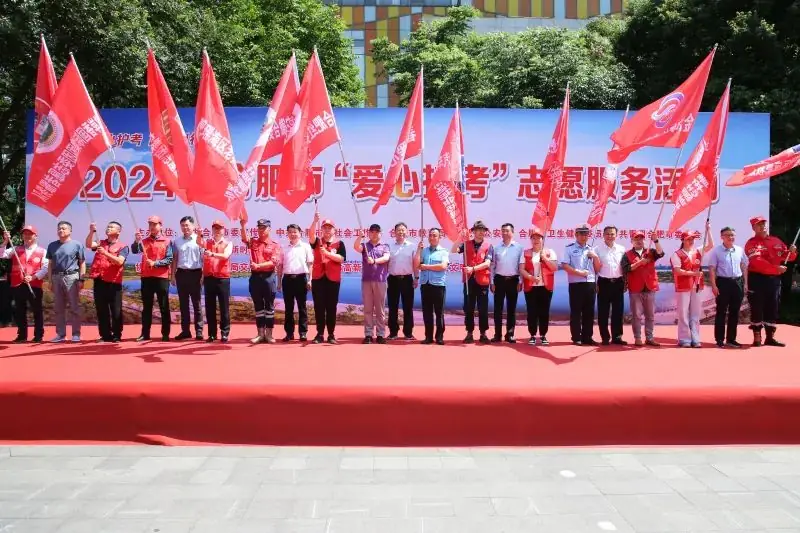 中高考期间,这样的车辆考生免费坐! 第3张 中高考期间,这样的车辆考生免费坐! 第3张