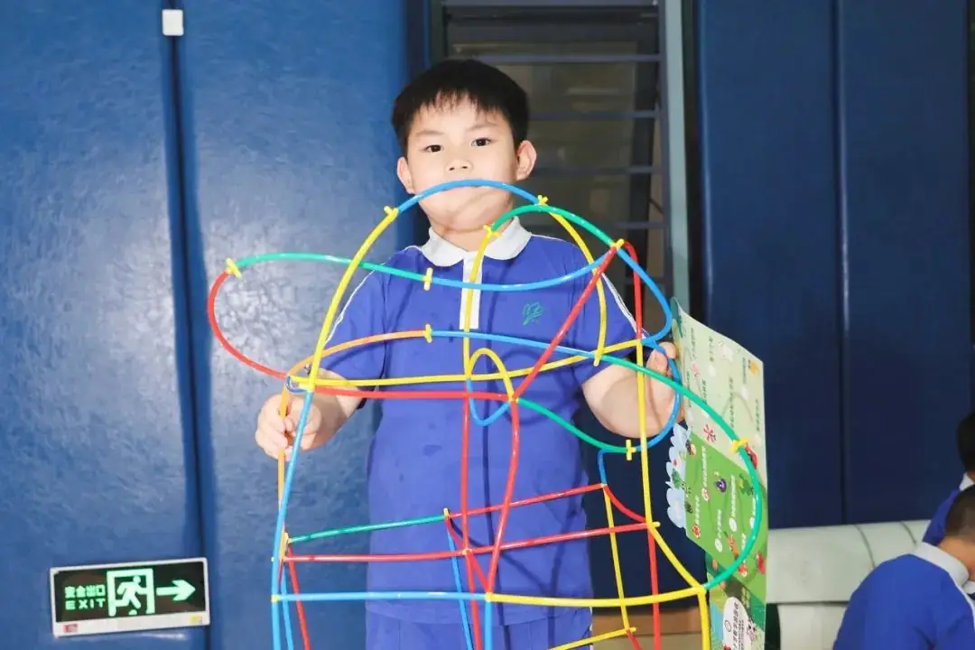 莲花山下好大一节数学课:新莲小学“空中农场的几何美学”课程长卷 第26张 莲花山下好大一节数学课:新莲小学“空中农场的几何美学”课程长卷 第26张