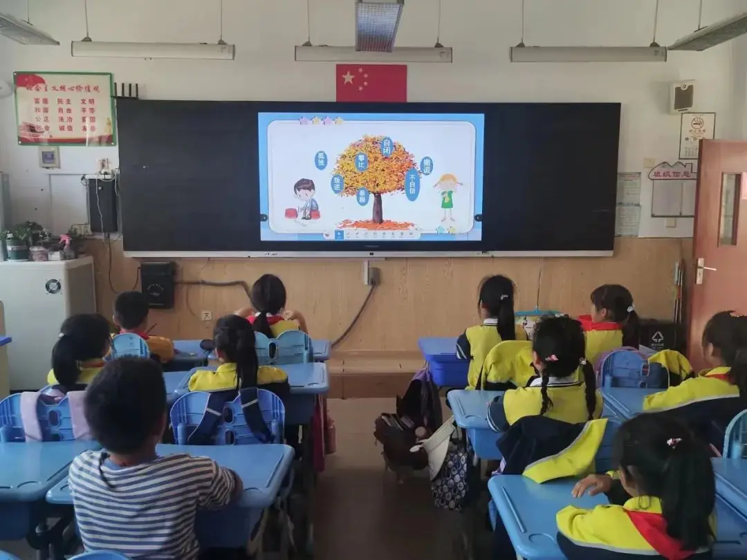 【实验小学教育集团·泊小·全环境立德树人】陪伴成长 心向阳光——青岛西海岸新区泊里小学心理健康月活动总结 第6张 【实验小学教育集团·泊小·全环境立德树人】陪伴成长 心向阳光——青岛西海岸新区泊里小学心理健康月活动总结 第6张