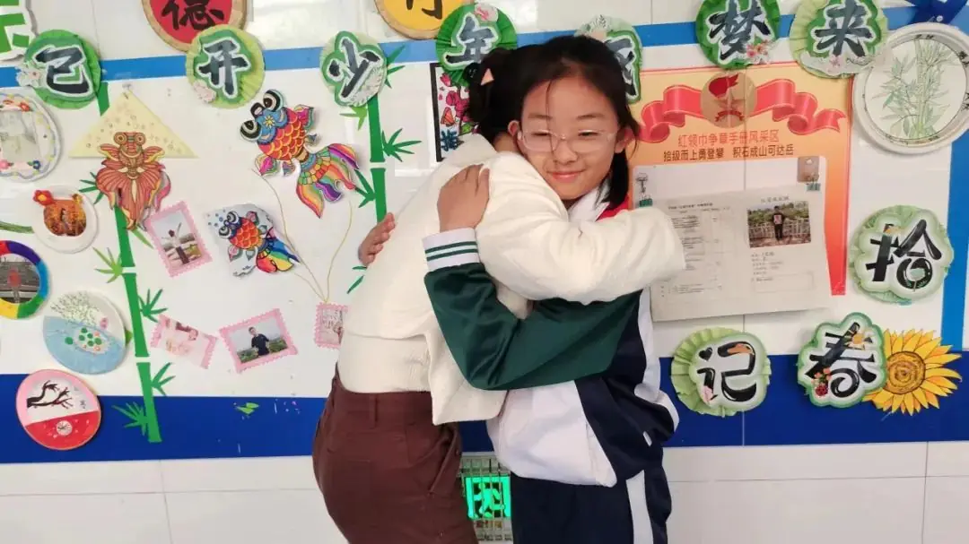 卧虎山小学“诚信超市”营造“以章换物”新体验! 第9张 卧虎山小学“诚信超市”营造“以章换物”新体验! 第9张