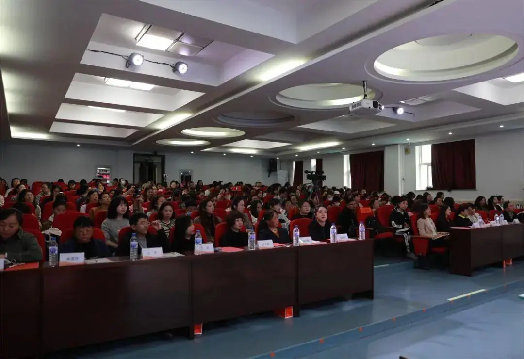 学科活动|吉林省小学英语单元整体教学系列研讨活动在我校隆重举行 第2张 学科活动|吉林省小学英语单元整体教学系列研讨活动在我校隆重举行 第2张