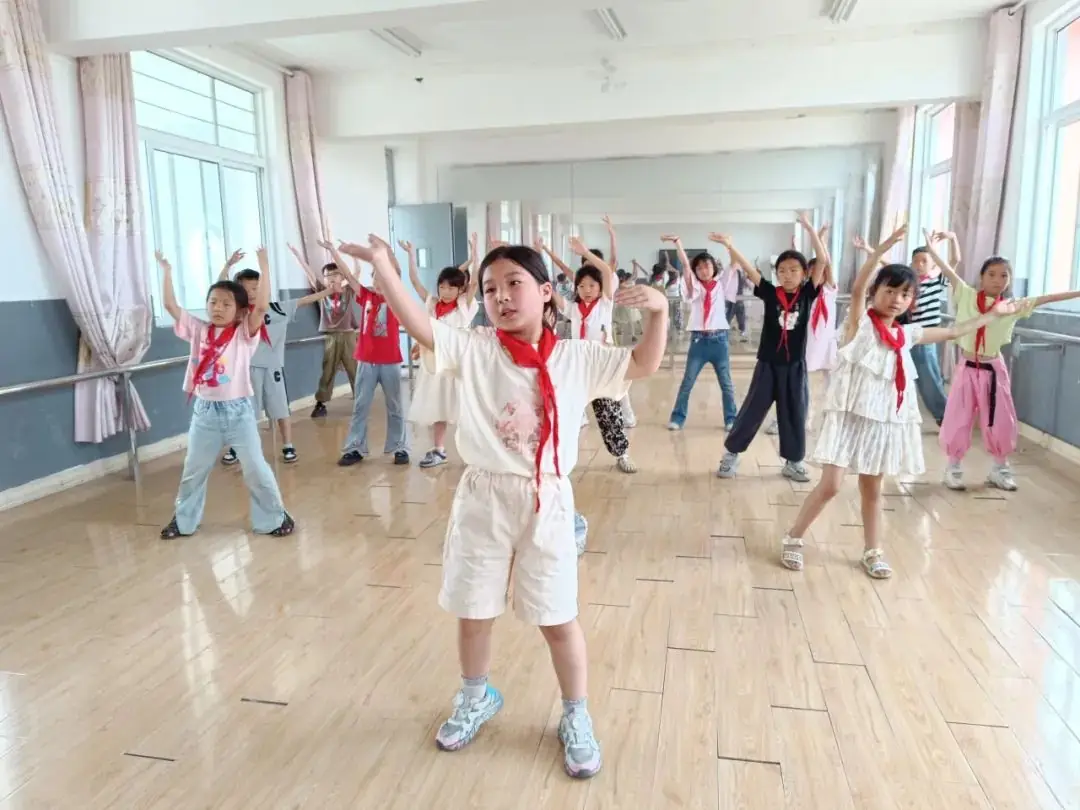 插花赵店小学:心身健康 阳光成长 第8张 插花赵店小学:心身健康 阳光成长 第8张