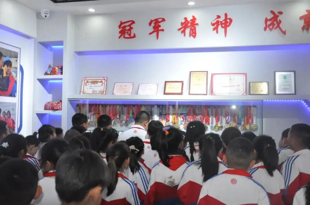 【第九小学 • 少先队】第九小学开展“欢庆'六·一'穿越稻香 耕耘未来”主题实践活动 第11张 【第九小学 • 少先队】第九小学开展“欢庆'六·一'穿越稻香 耕耘未来”主题实践活动 第11张