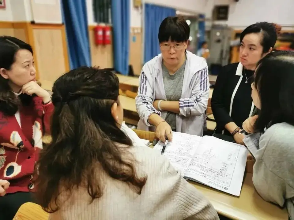 蒙自市银河小学举行青年教师“新晖杯”语文教学竞赛 第6张 蒙自市银河小学举行青年教师“新晖杯”语文教学竞赛 第6张