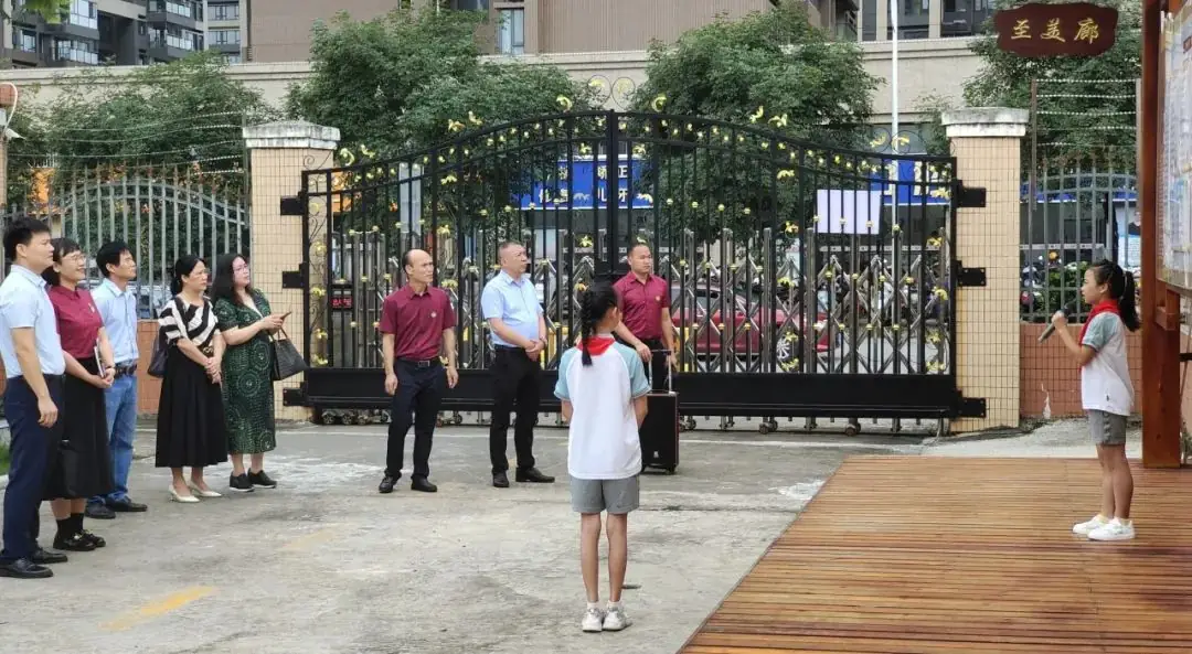 至美阅读 成就至美人生——港北区港宁小学迎接至美阅读特色学校评估检查纪实 第8张 至美阅读 成就至美人生——港北区港宁小学迎接至美阅读特色学校评估检查纪实 第8张