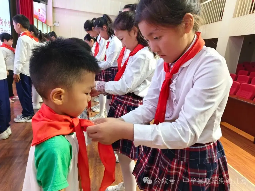 小学“慧”感知,衔接育成长——中牟县朝阳街幼儿园参观小学活动 第30张 小学“慧”感知,衔接育成长——中牟县朝阳街幼儿园参观小学活动 第30张