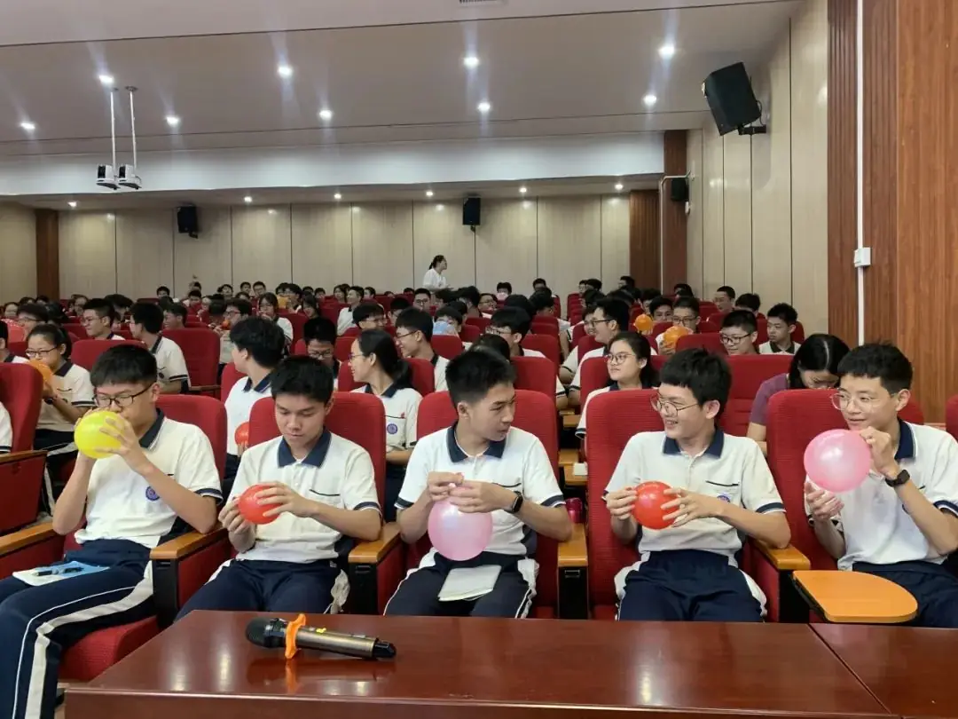 12355,为青春护航 | 活动回顾:中考减压助力行——2024年茂名市青少年心理健康教育进校园活动 第12张