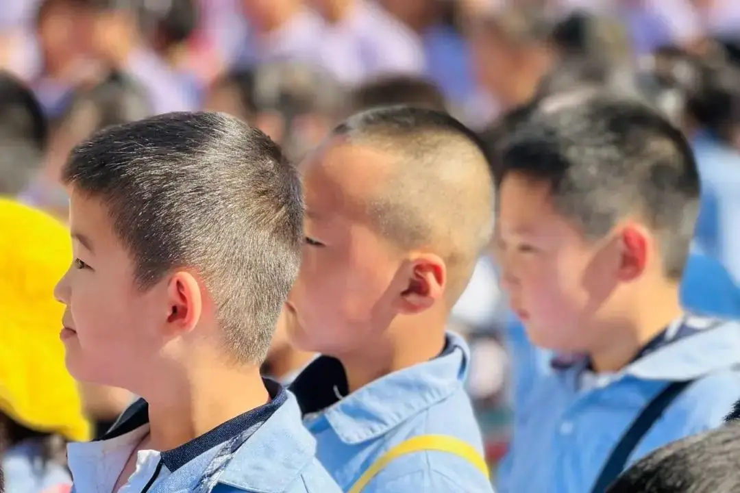 【幼小衔接】“趣”见小学,筑梦成长——紫薇幼儿园大班组入队仪式体验活动 第39张 【幼小衔接】“趣”见小学,筑梦成长——紫薇幼儿园大班组入队仪式体验活动 第39张
