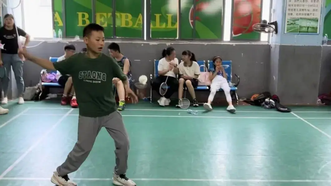逐梦赛场 谁“羽”争锋——白衣小学参加肥东县第四届中小学羽毛球比赛 第11张 逐梦赛场 谁“羽”争锋——白衣小学参加肥东县第四届中小学羽毛球比赛 第11张