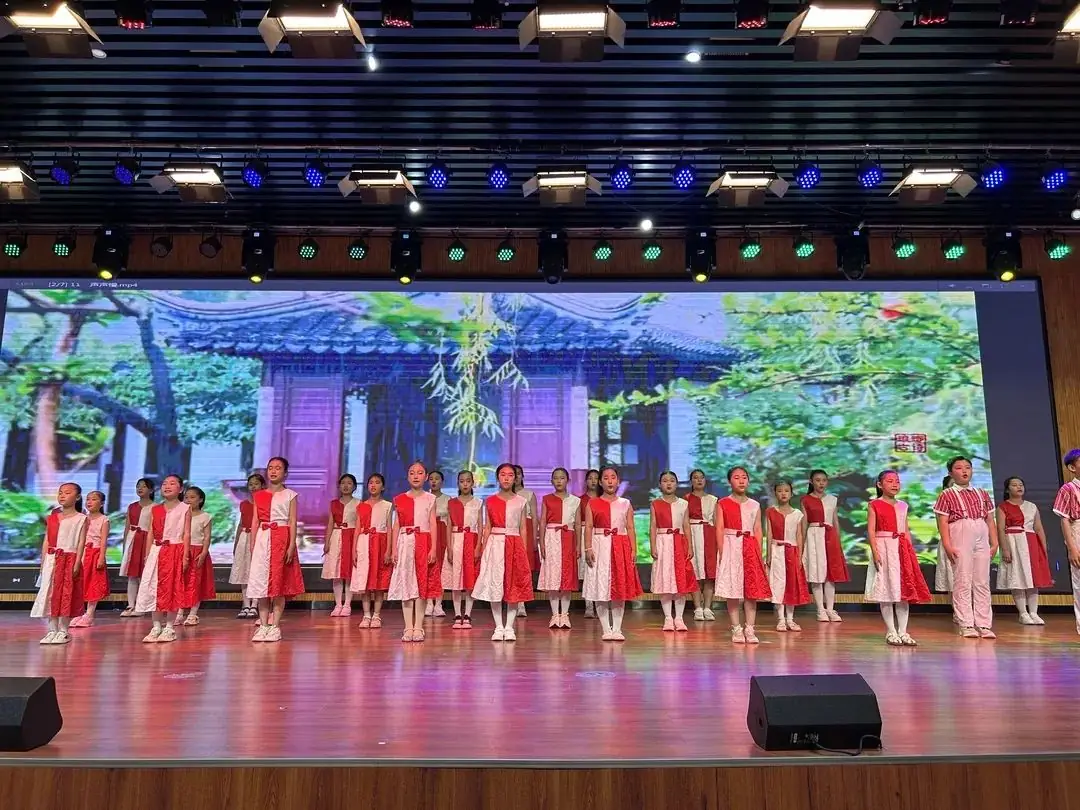 童心向祖国·强国好少年——睢阳区胜利小学庆“六一”文艺汇演(三年级篇)-第25张图片-四季读书网