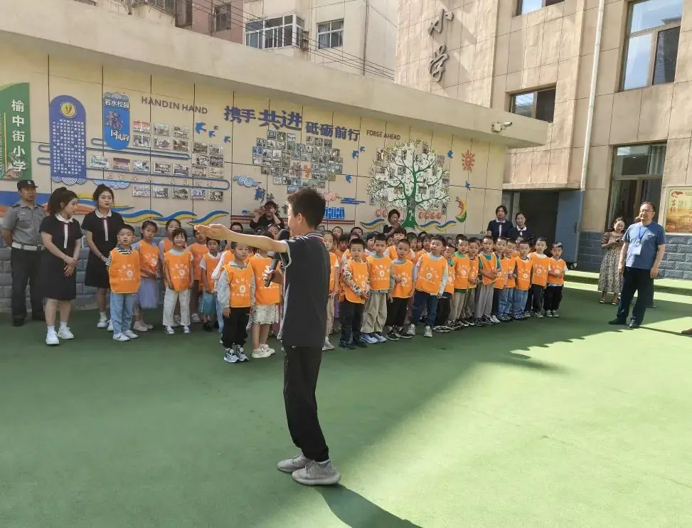 【幼小衔接】小学初体验 衔接促成长——天爱幼儿园大班组走进小学活动纪实 第37张 【幼小衔接】小学初体验 衔接促成长——天爱幼儿园大班组走进小学活动纪实 第37张