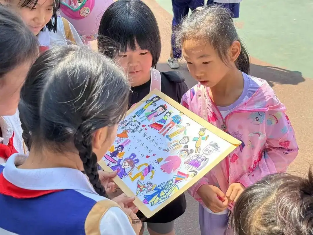 【幼小衔接】探秘小学之旅 共赴成长之约——河西四幼大班幼儿参观小学活动 第41张 【幼小衔接】探秘小学之旅 共赴成长之约——河西四幼大班幼儿参观小学活动 第41张