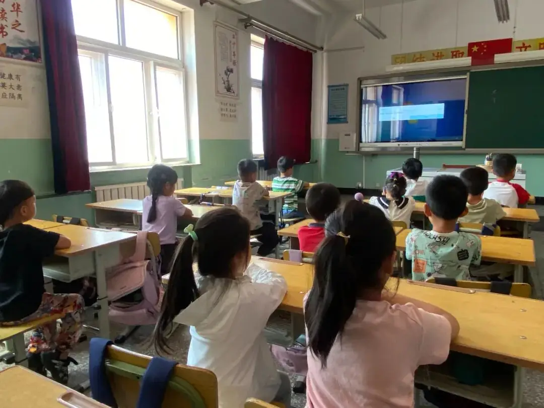 幼小衔接|初探小学 礼遇成长——大孟庄镇第二幼儿园幼小衔接活动之小学初体验 第23张 幼小衔接|初探小学 礼遇成长——大孟庄镇第二幼儿园幼小衔接活动之小学初体验 第23张