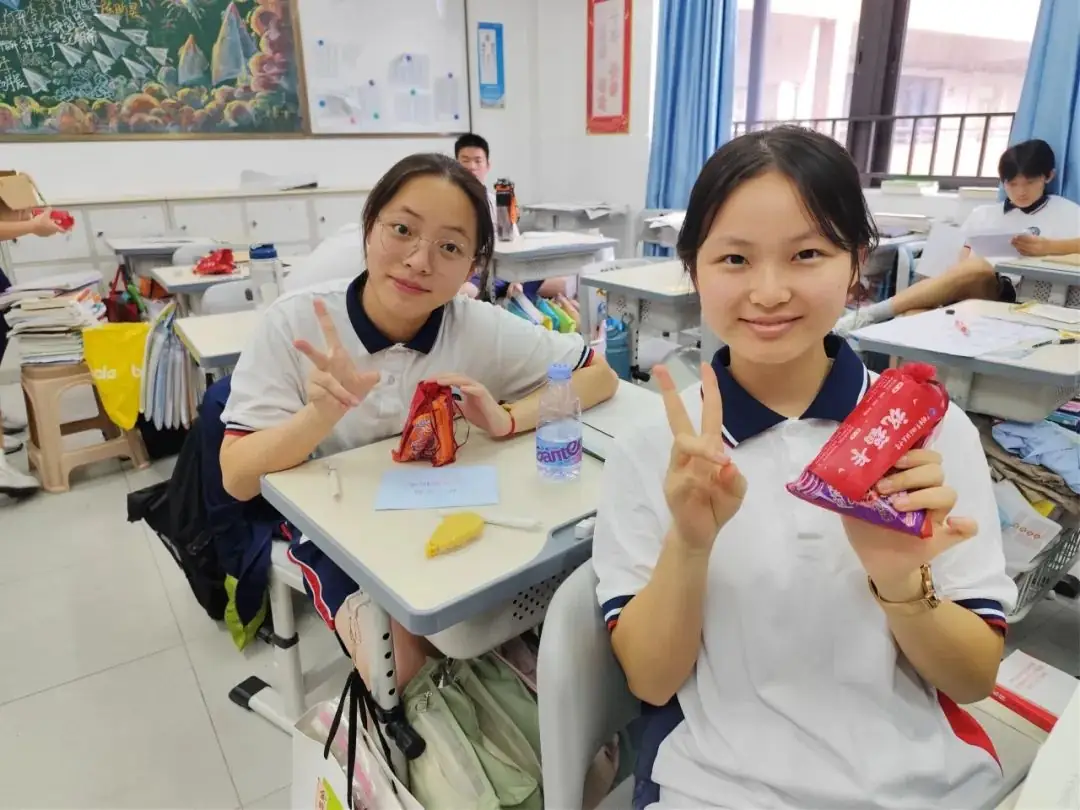百舸争流 迎战中考——我校隆重举行2024届初三中考冲刺动员大会 第25张 百舸争流 迎战中考——我校隆重举行2024届初三中考冲刺动员大会 第25张