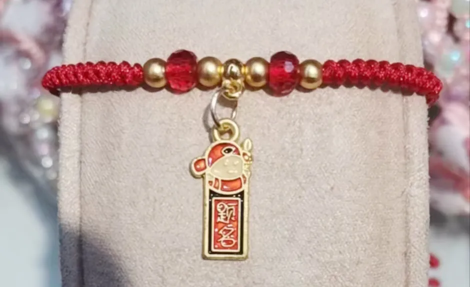 高考前穿旗袍求“旗开得胜”?不如直接送“金榜题名”!清华北大的“状元签”你一定得接住! 第7张 高考前穿旗袍求“旗开得胜”?不如直接送“金榜题名”!清华北大的“状元签”你一定得接住! 第7张