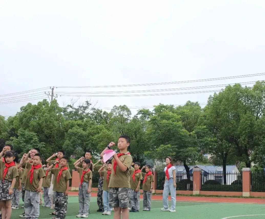 石城县第五小学“红领巾 爱祖国”新队员分批入队仪式 第28张 石城县第五小学“红领巾 爱祖国”新队员分批入队仪式 第28张