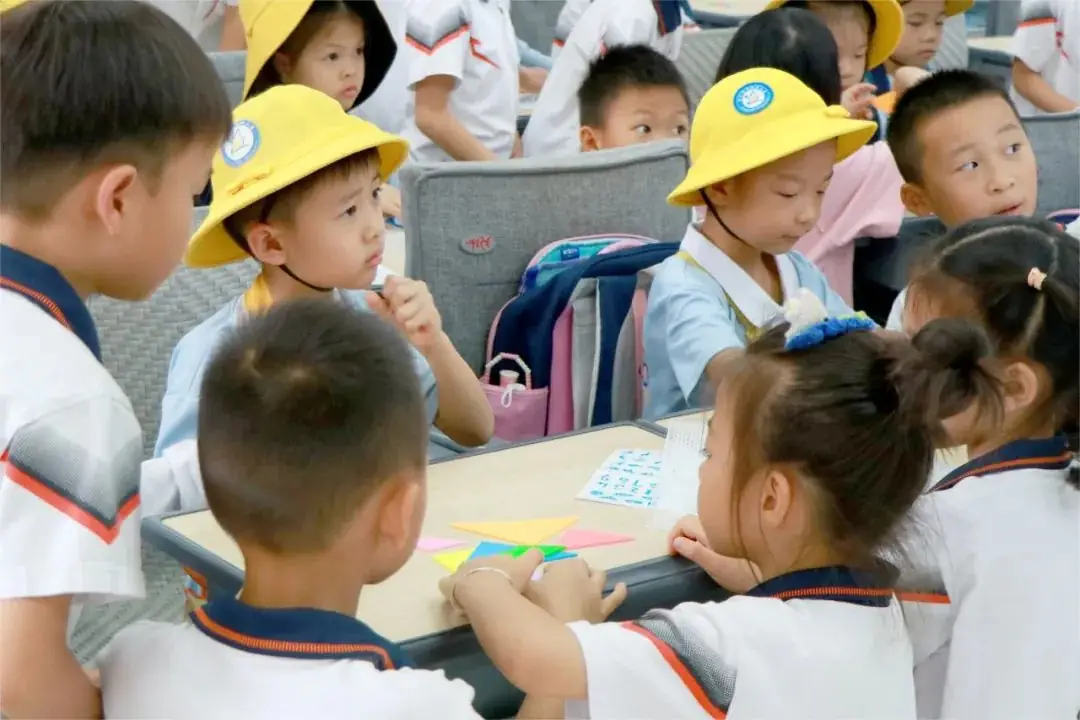 幼小衔接|“初遇小学,快乐启程”大班级幼儿走进小学活动 第24张 幼小衔接|“初遇小学,快乐启程”大班级幼儿走进小学活动 第24张