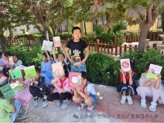 西果园小学“图书漂流” 第8张 西果园小学“图书漂流” 第8张