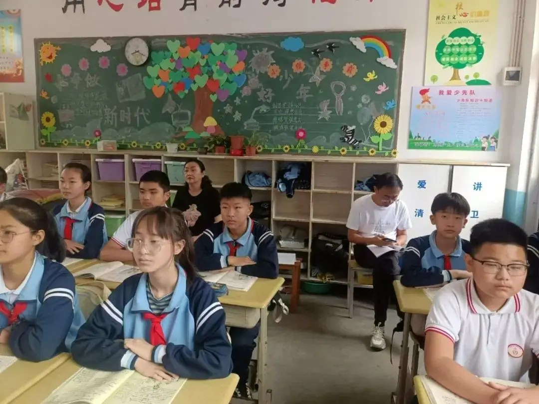 【信用灰小】深研细悟  教研共长——灰埠小学“教学开放日”活动纪实 第5张