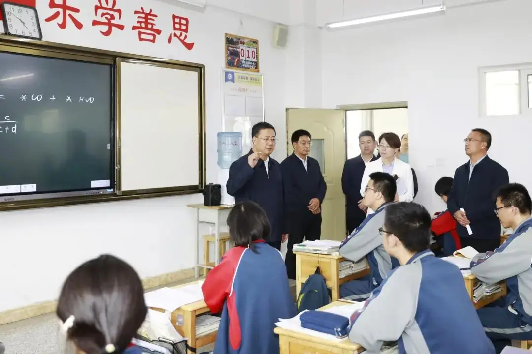 汪尚学调研安定区部分学校高考备考组考及学校思政课建设工作 第1张
