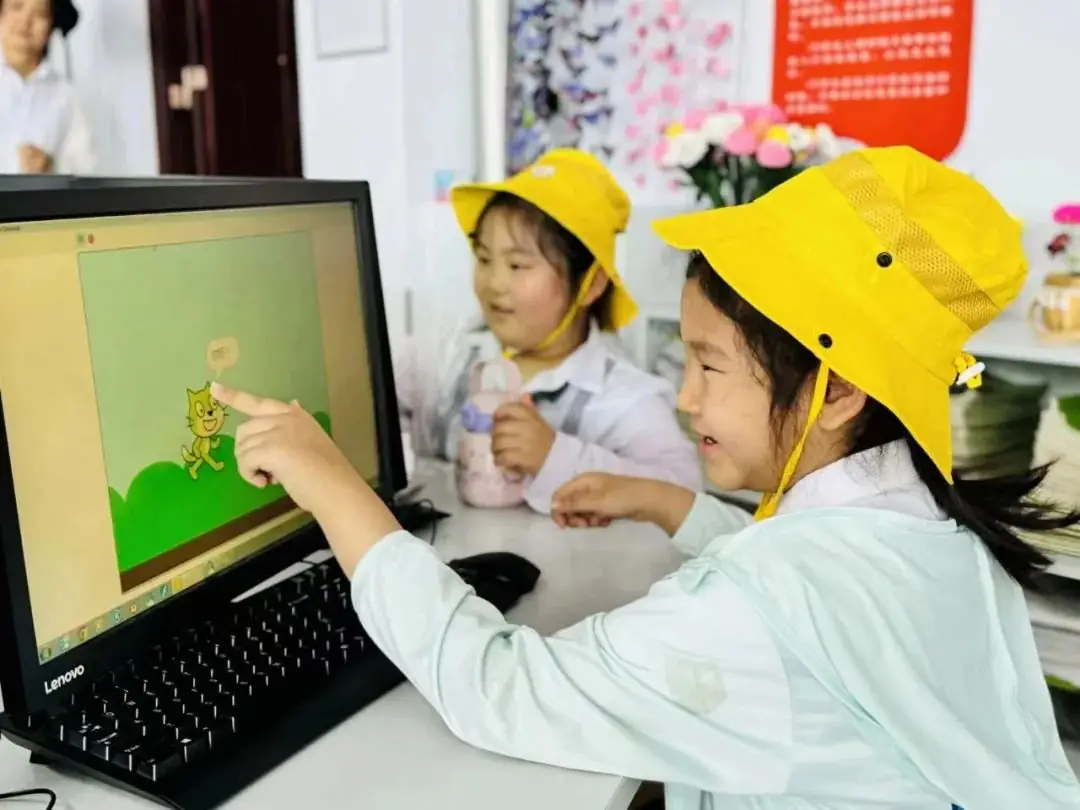 【园所动态】出发吧,“趣”小学——九曲街道中心幼儿园大班幼小衔接系列活动(三) 第21张 【园所动态】出发吧,“趣”小学——九曲街道中心幼儿园大班幼小衔接系列活动(三) 第21张
