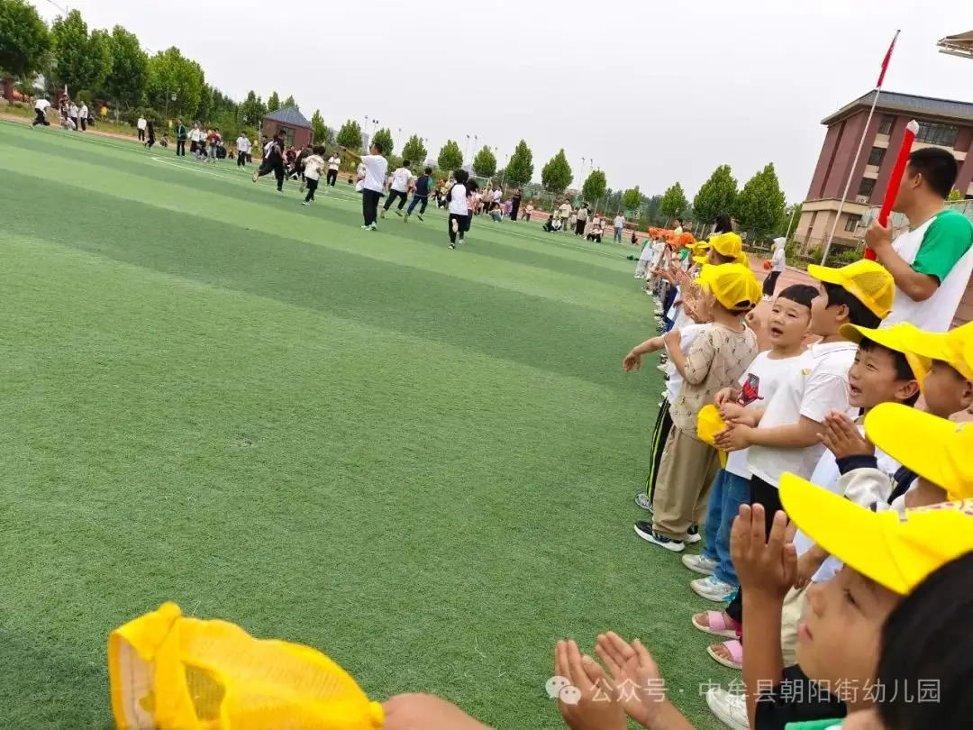 小学“慧”感知,衔接育成长——中牟县朝阳街幼儿园参观小学活动 第69张 小学“慧”感知,衔接育成长——中牟县朝阳街幼儿园参观小学活动 第69张