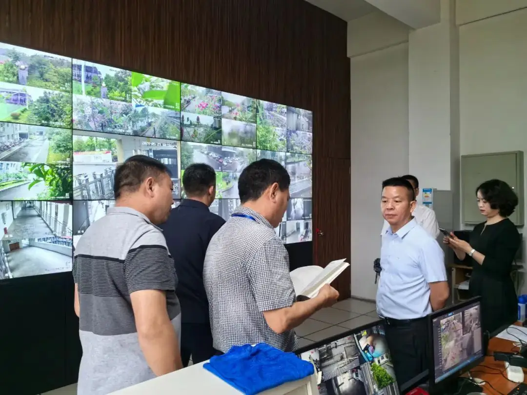 护航高考‖县委教育工委副书记张正洪来我校作高考考前专项检查 第10张 护航高考‖县委教育工委副书记张正洪来我校作高考考前专项检查 第10张