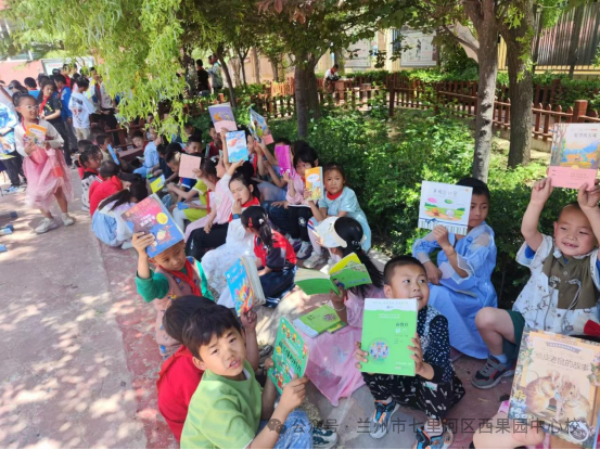 西果园小学“图书漂流” 第15张 西果园小学“图书漂流” 第15张