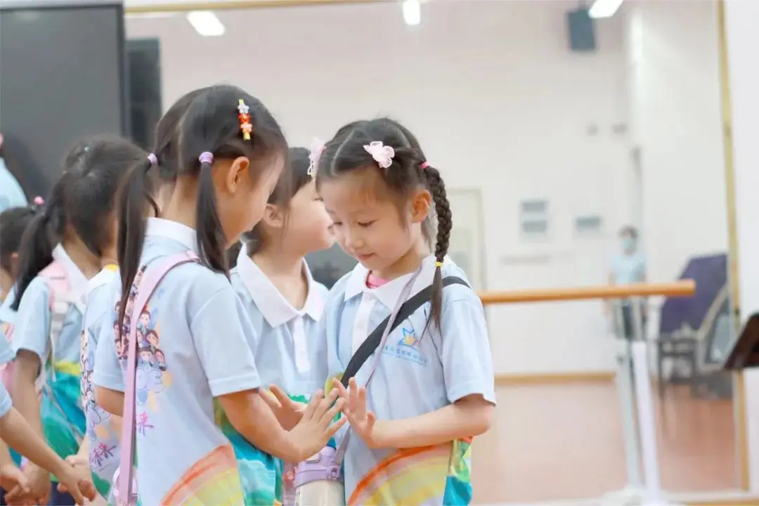 幼小衔接|“初遇小学,快乐启程”大班级幼儿走进小学活动 第29张 幼小衔接|“初遇小学,快乐启程”大班级幼儿走进小学活动 第29张