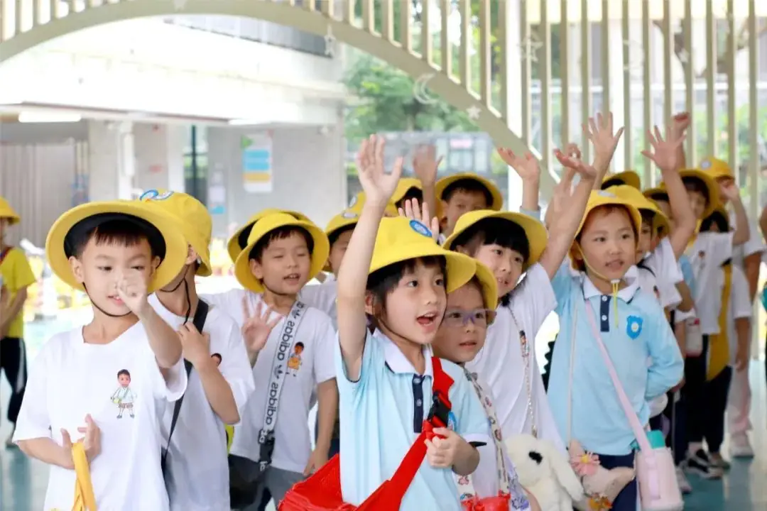 幼小衔接|“初遇小学,快乐启程”大班级幼儿走进小学活动 第11张 幼小衔接|“初遇小学,快乐启程”大班级幼儿走进小学活动 第11张