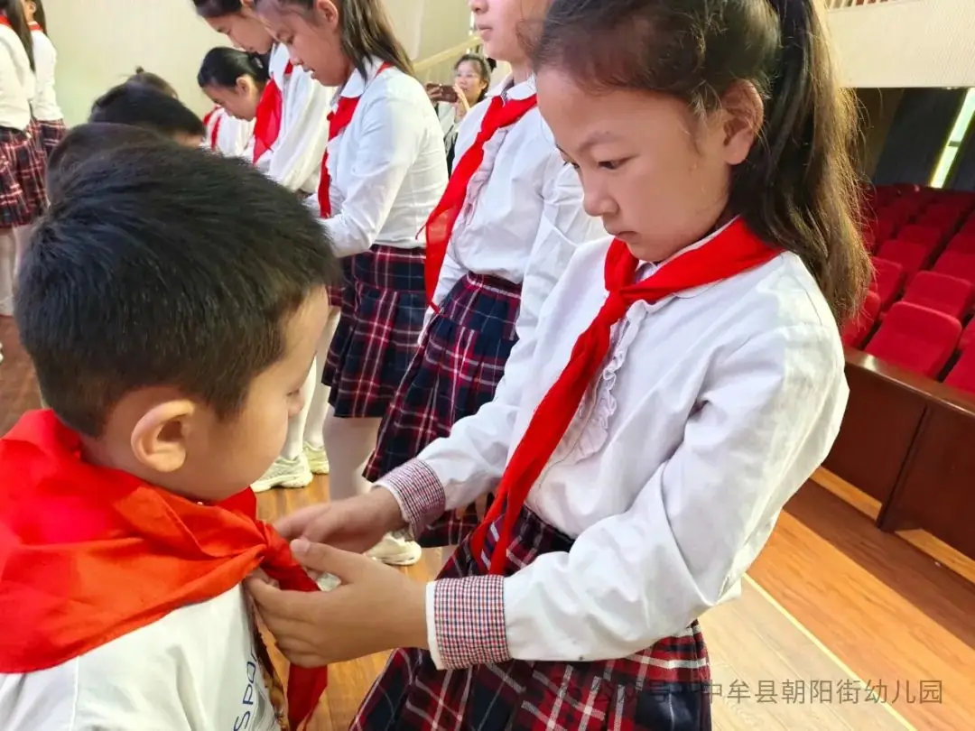 小学“慧”感知,衔接育成长——中牟县朝阳街幼儿园参观小学活动 第29张 小学“慧”感知,衔接育成长——中牟县朝阳街幼儿园参观小学活动 第29张