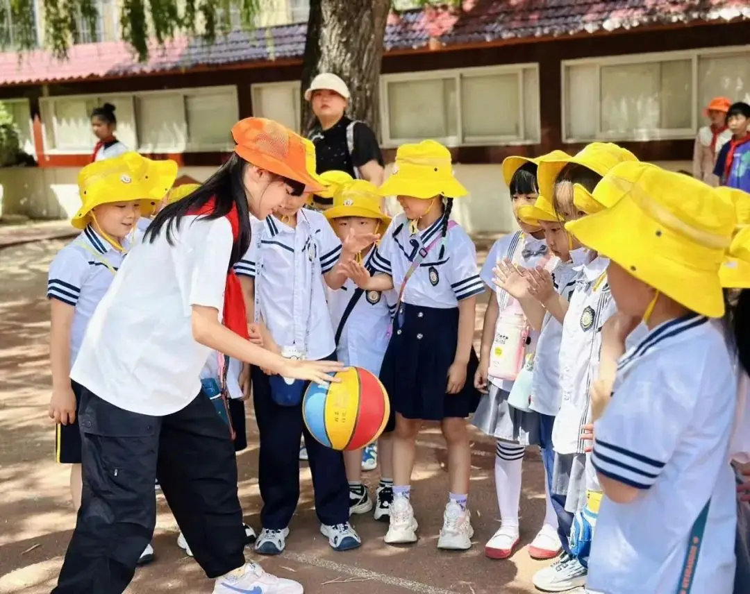 【园所动态】出发吧,“趣”小学——九曲街道中心幼儿园大班幼小衔接系列活动(三) 第39张 【园所动态】出发吧,“趣”小学——九曲街道中心幼儿园大班幼小衔接系列活动(三) 第39张