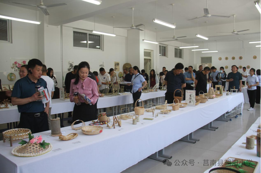 【朝阳小学•校园动态】全县教体系统工会工作观摩团莅临我校指导工作 第11张 【朝阳小学•校园动态】全县教体系统工会工作观摩团莅临我校指导工作 第11张