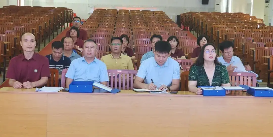 至美阅读 成就至美人生——港北区港宁小学迎接至美阅读特色学校评估检查纪实 第22张 至美阅读 成就至美人生——港北区港宁小学迎接至美阅读特色学校评估检查纪实 第22张