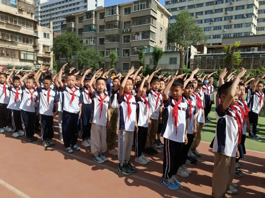 【幼小衔接】小学初体验 衔接促成长——天爱幼儿园大班组走进小学活动纪实 第34张 【幼小衔接】小学初体验 衔接促成长——天爱幼儿园大班组走进小学活动纪实 第34张