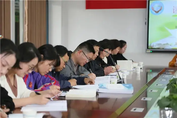 【扬子路小学】名师面对面 扬小师训在行动(二) 第21张 【扬子路小学】名师面对面 扬小师训在行动(二) 第21张