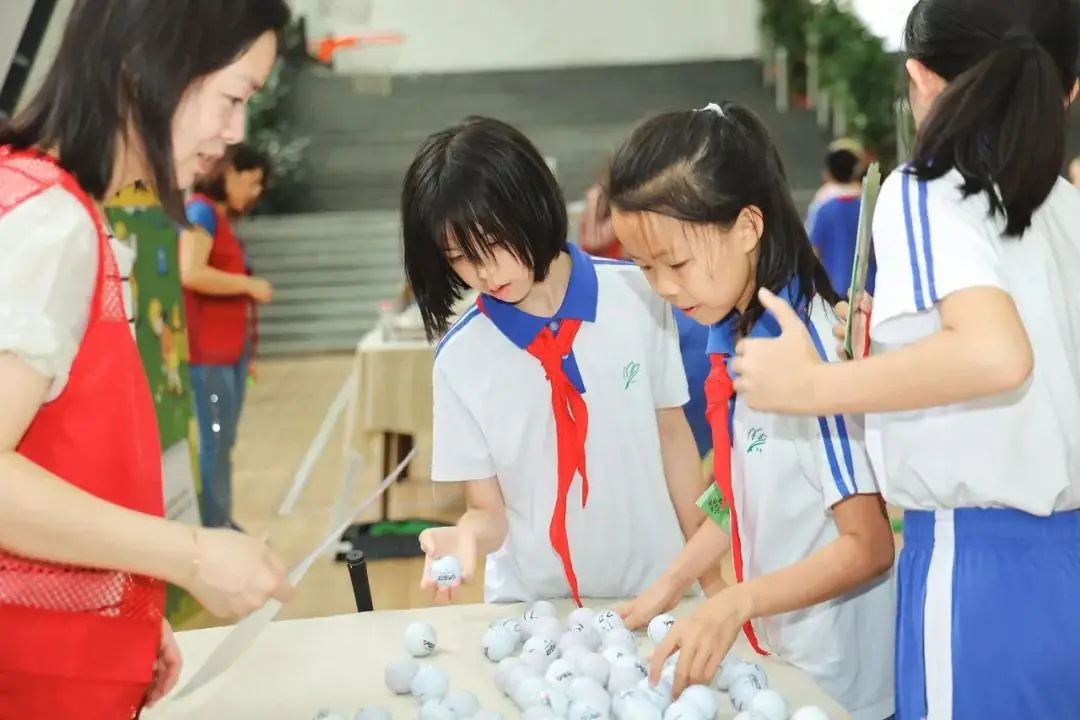 莲花山下好大一节数学课:新莲小学“空中农场的几何美学”课程长卷 第35张 莲花山下好大一节数学课:新莲小学“空中农场的几何美学”课程长卷 第35张