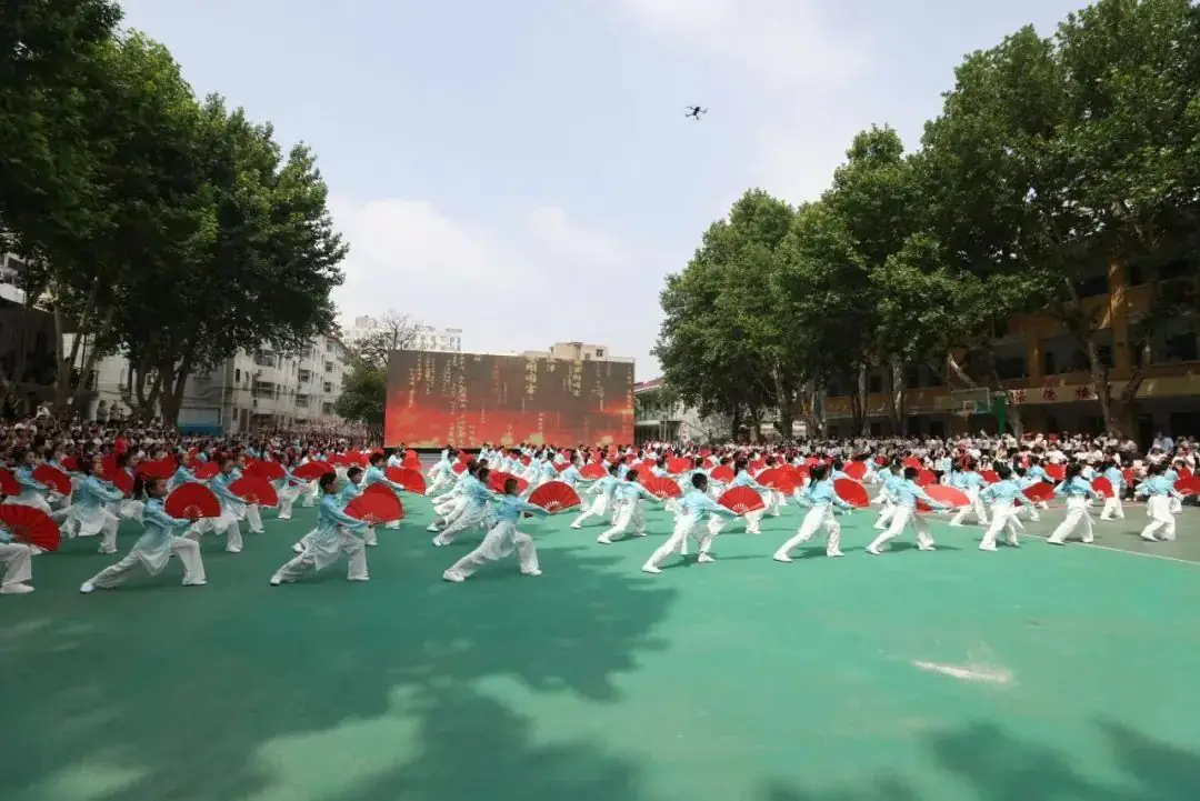 运城市庆祝“六一”国际儿童节暨小学教育教学改革人民路学校现场会召开 第14张 运城市庆祝“六一”国际儿童节暨小学教育教学改革人民路学校现场会召开 第14张