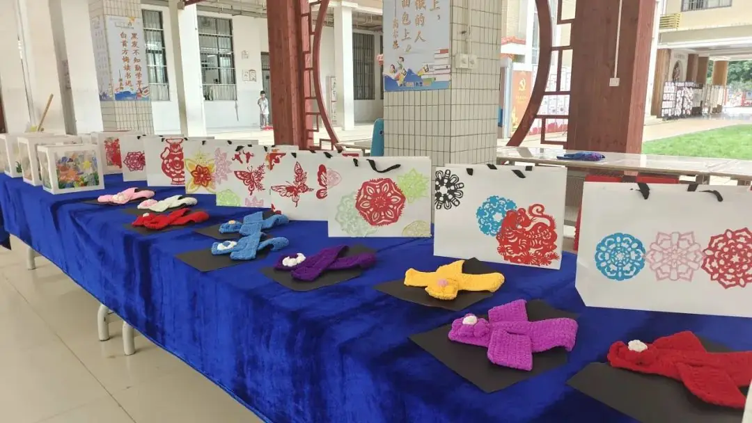 至美阅读 成就至美人生——港北区港宁小学迎接至美阅读特色学校评估检查纪实 第16张 至美阅读 成就至美人生——港北区港宁小学迎接至美阅读特色学校评估检查纪实 第16张